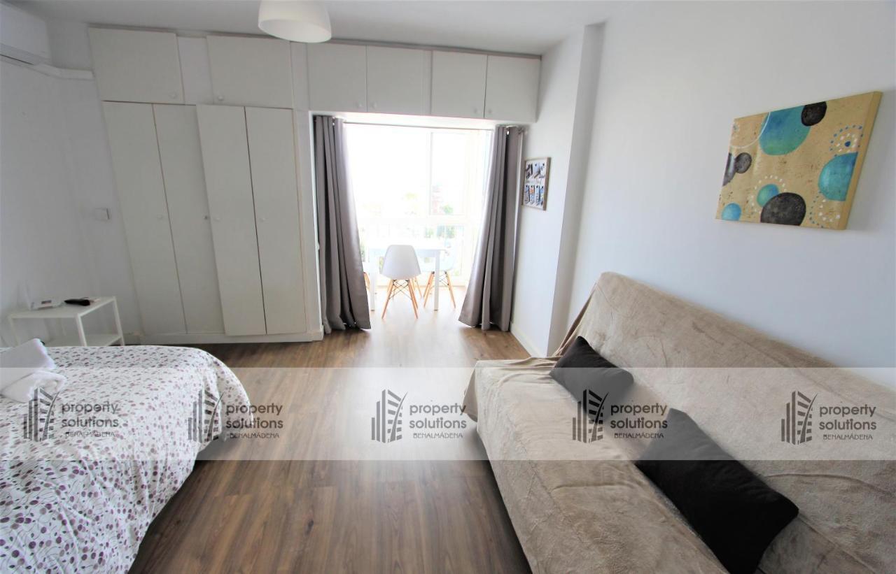 712 Iris Apartamentos - Vista Al Mar - A 10 Min De La Playa Caminando Y 5 Min Del Centro Benalmádena Eksteriør billede