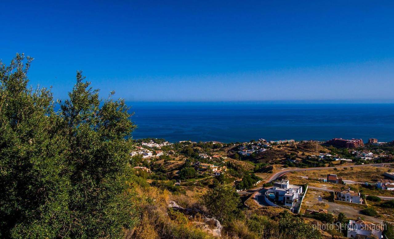 712 Iris Apartamentos - Vista Al Mar - A 10 Min De La Playa Caminando Y 5 Min Del Centro Benalmádena Eksteriør billede